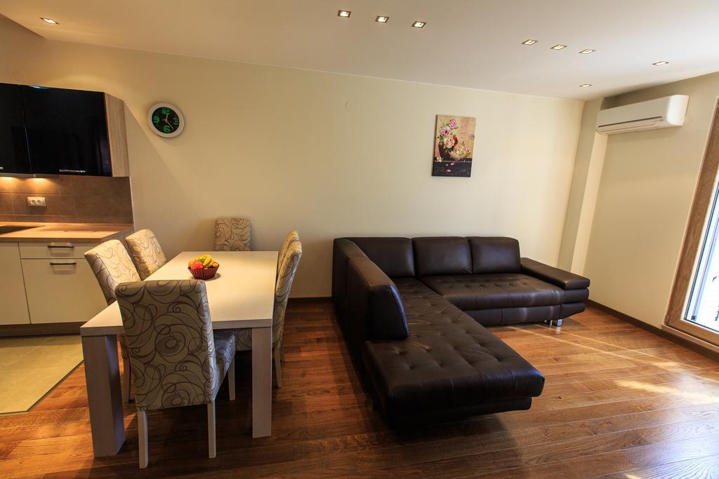 De Lux Apartments Petrovac エクステリア 写真
