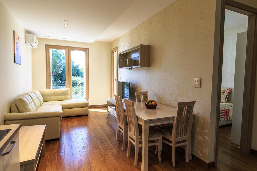 De Lux Apartments Petrovac エクステリア 写真