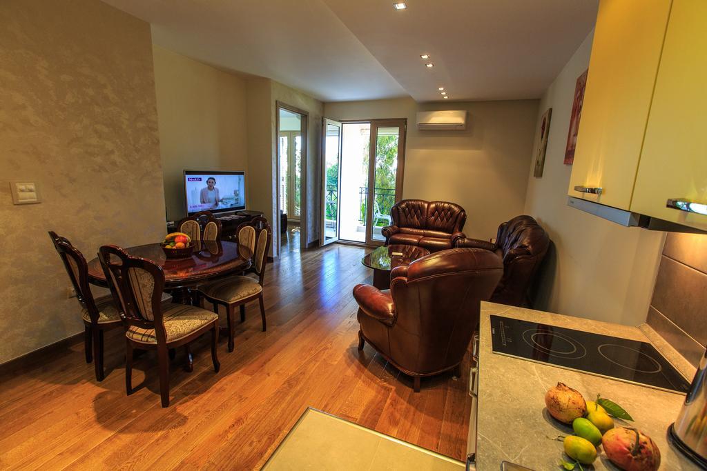 De Lux Apartments Petrovac エクステリア 写真